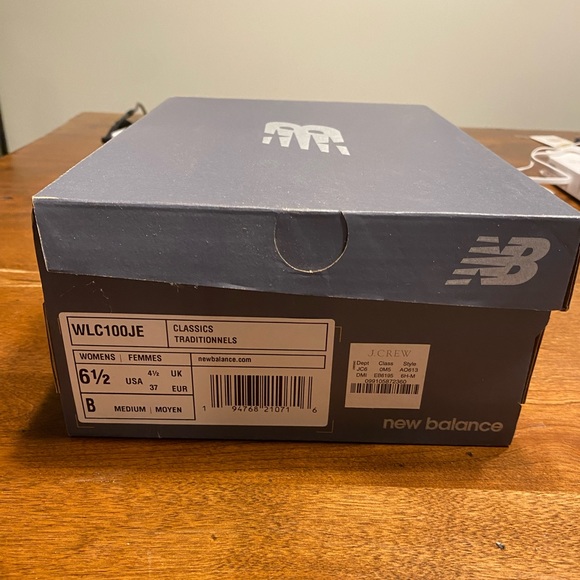 New Balance tennis shoes for J Crew - Picture 2 of 7